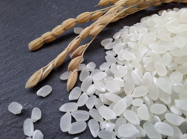 정미보합을 낮추기 위해 깎아낸 사케용 쌀