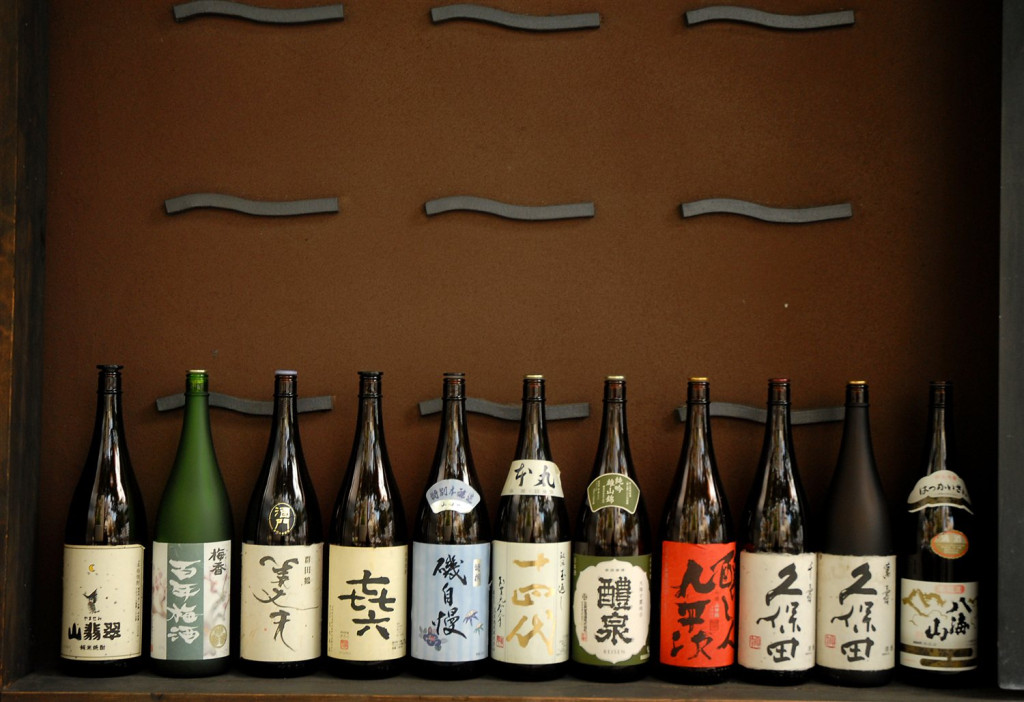 sake-label-bottles-hero